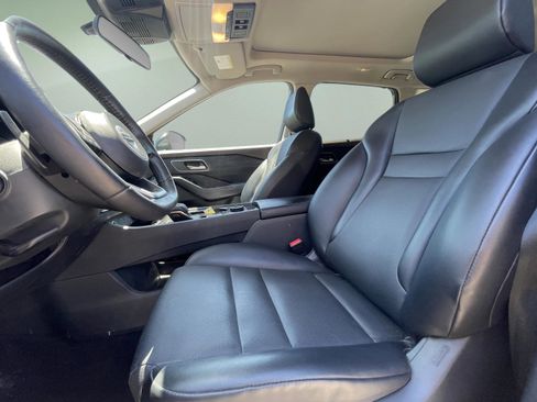 Used 2021 Nissan Rogue SV w/ Premium Package AWD/4WD image 8