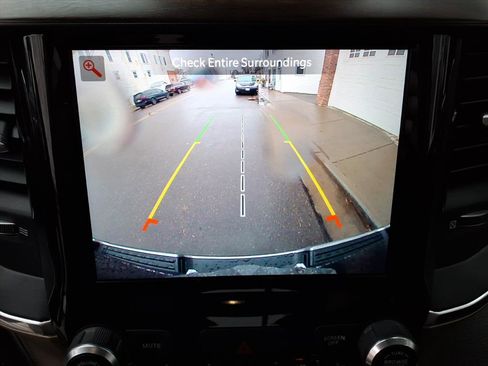 Used 2022 RAM 1500 Laramie image 18