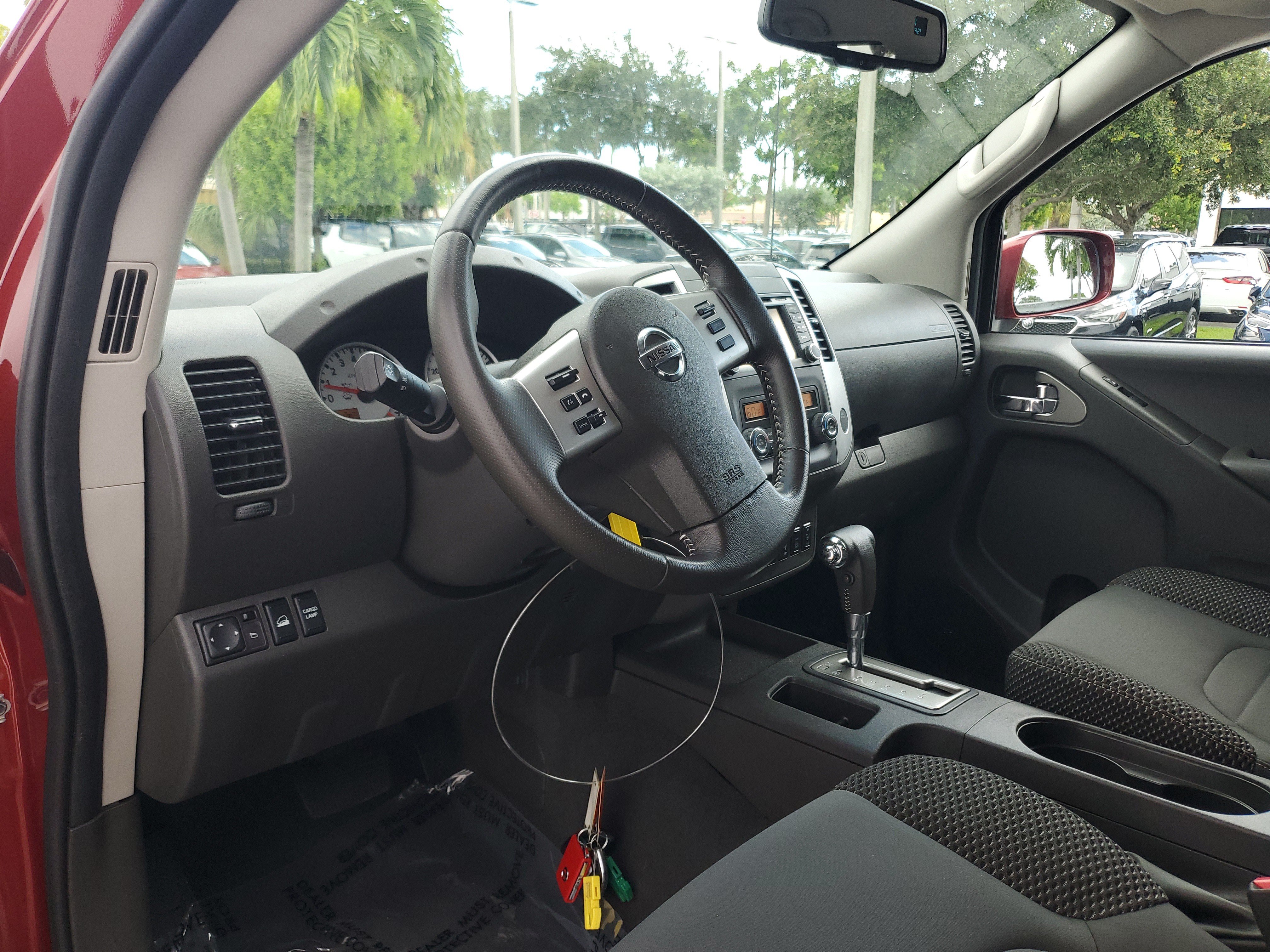 Used 2018 Nissan Frontier 4x4 Crew Cab image 22