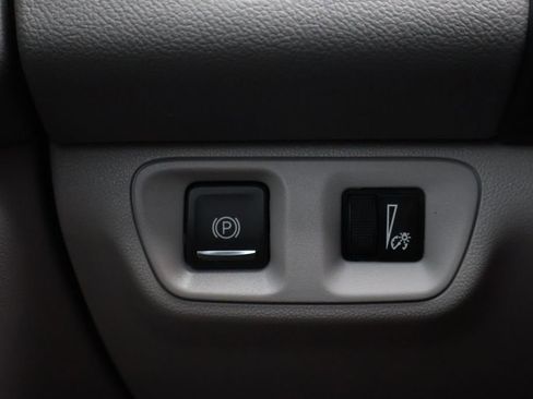 Used 2019 GMC Acadia SLE w/ Driver Alert Package I image 32