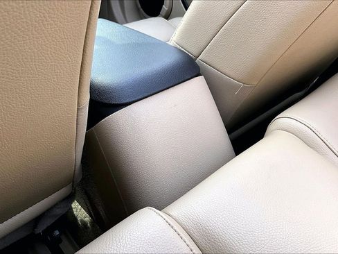 Used 2006 Ford Mustang GT Premium image 27