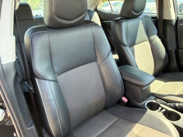 Used 2015 Toyota Corolla S FWD image 29