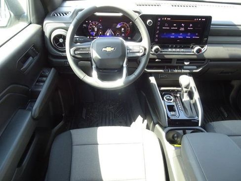 New 2026 Chevrolet Colorado W/T image 7