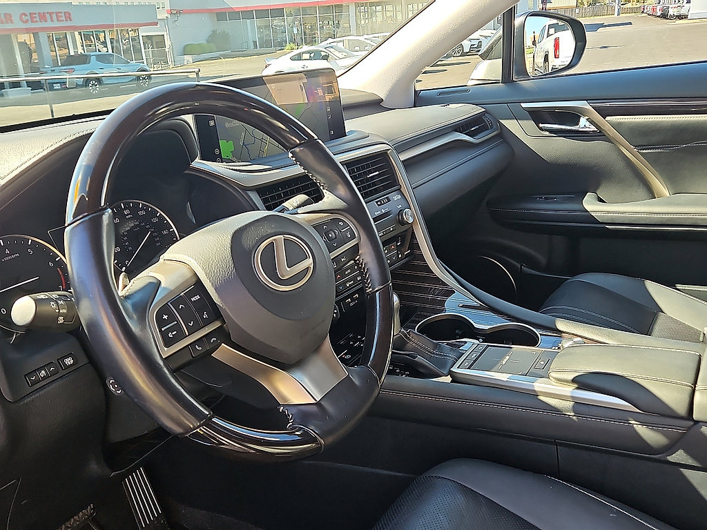 Used 2022 Lexus RX 350L Luxury w/ Accessory Package (Z1) FWD image 12