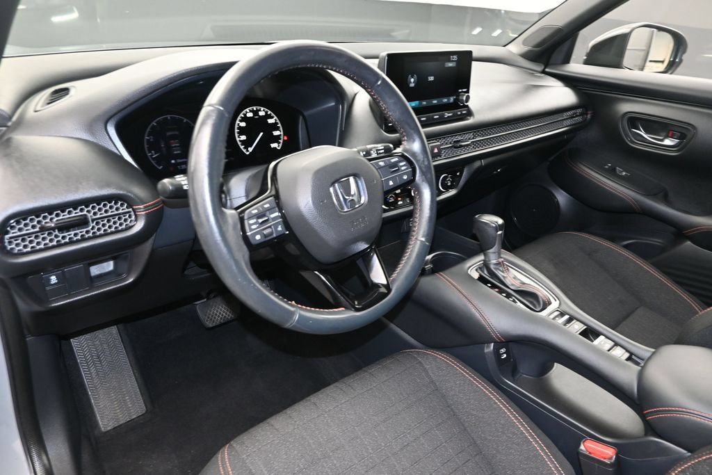 Used 2024 Honda HR-V Sport image 14