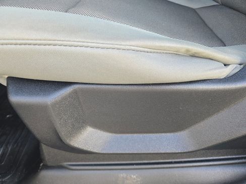 Used 2018 Ford F150 XL w/ Equipment Group 101A Mid image 12