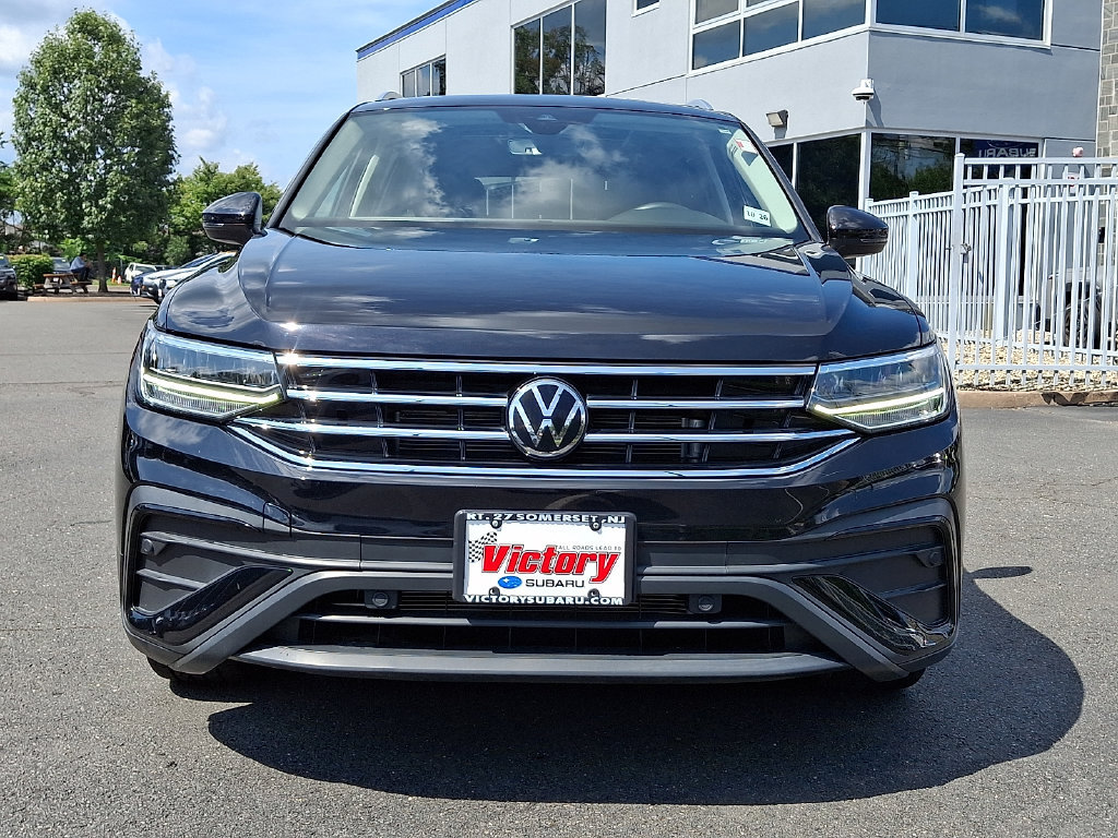 Used 2022 Volkswagen Tiguan SE AWD/4WD image 4