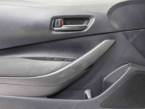 Used 2022 Toyota Corolla LE FWD image 21