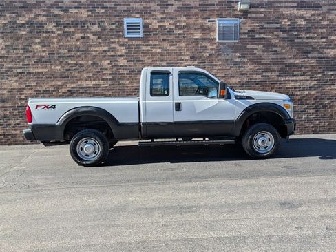 Used 2012 Ford F250 XL w/ PWR Equipment Group AWD/4WD image 6
