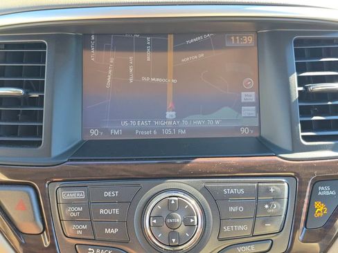 Used 2015 Nissan Pathfinder SL w/ SL Premium Package image 21