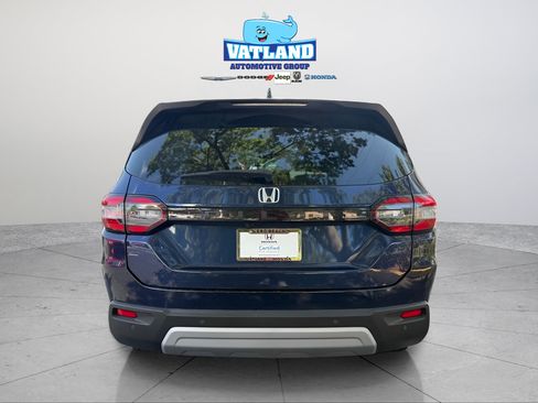 Used 2025 Honda Pilot EX-L image 4