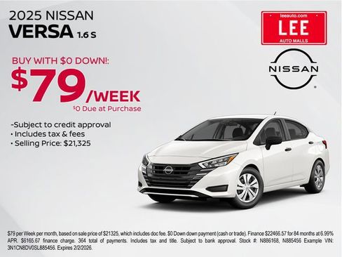New 2025 Nissan Versa SR w/ Trunk Package image 4