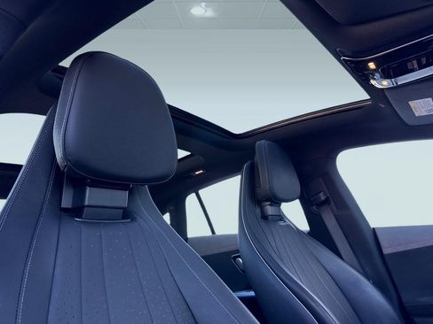 Certified 2023 Mercedes-Benz EQE 500 4MATIC Sedan image 24