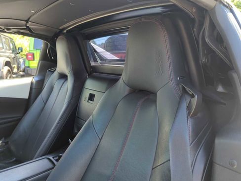 Used 2019 MAZDA MX-5 Miata RF Grand Touring RWD image 15