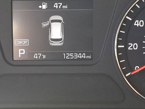 Used 2019 Kia Sorento L image 18