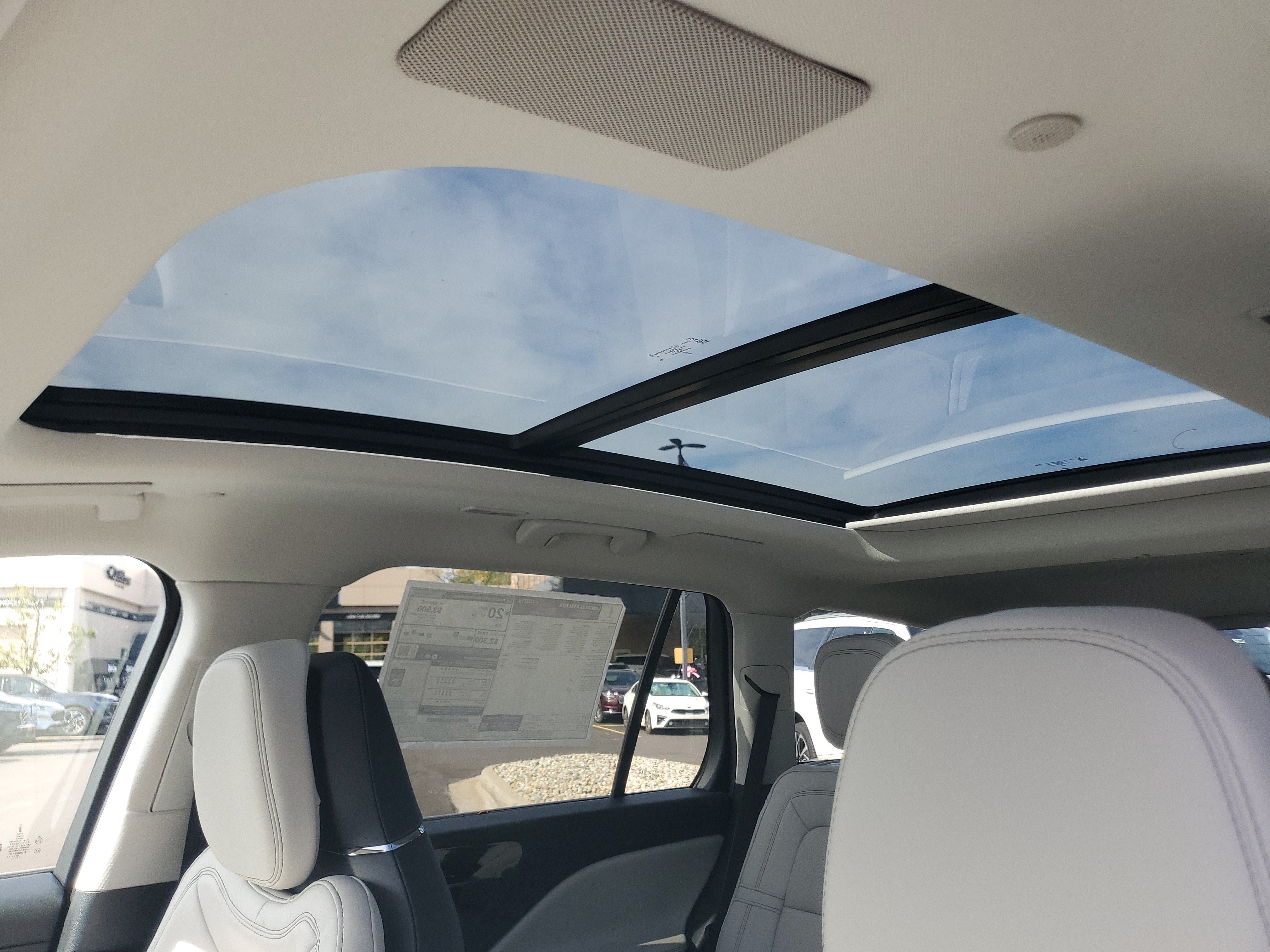 New 2027 Lincoln Aviator Reserve AWD/4WD image 10