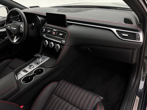 Used 2023 Genesis G70 2.0T w/ Sport Prestige Package image 17