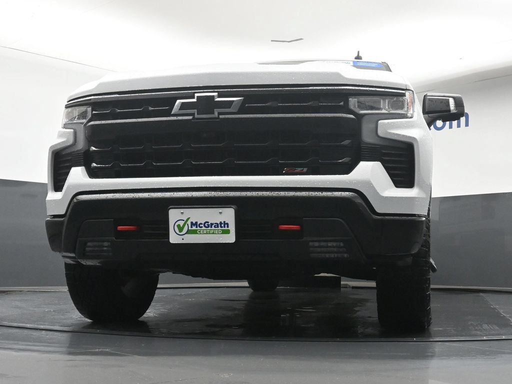 Used 2023 Chevrolet Silverado 1500 LT Trail Boss w/ LT Trail Boss Premium Package AWD/4WD image 7