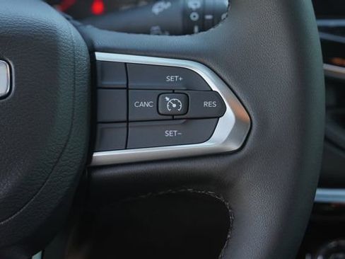 New 2026 Jeep Compass Latitude image 27