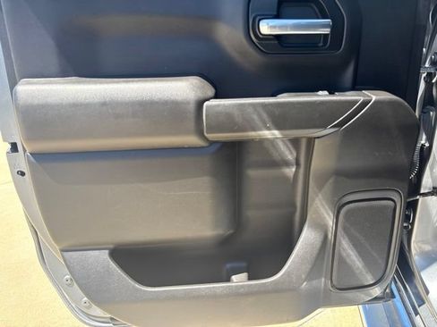 Used 2021 Chevrolet Silverado 1500 LT AWD/4WD image 21