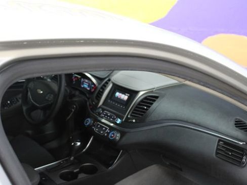 Used 2017 Chevrolet Impala LS FWD image 12
