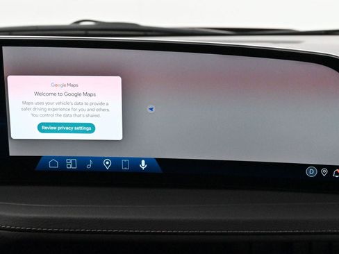 Used 2025 Cadillac XT4 Premium Luxury image 23