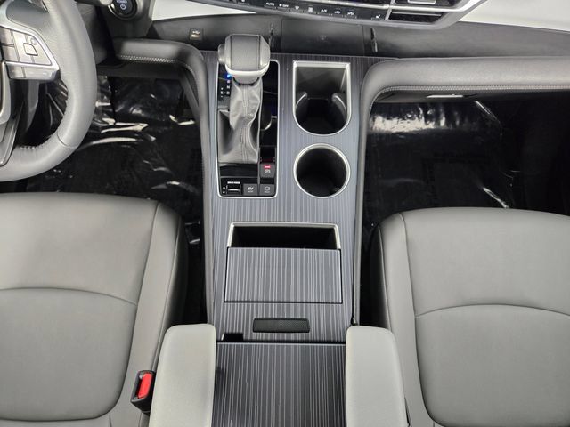 Used 2025 Toyota Sienna XLE FWD image 26