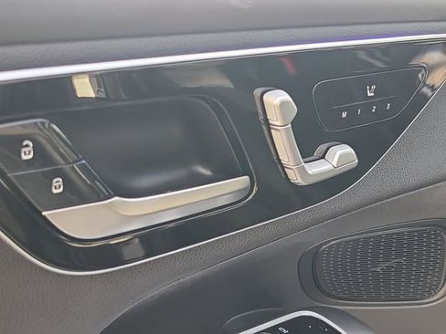 Used 2023 Mercedes-Benz GLC 300 4MATIC image 28