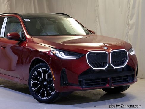 New 2026 BMW X3 xDrive30 w/ M Sport Package image 2