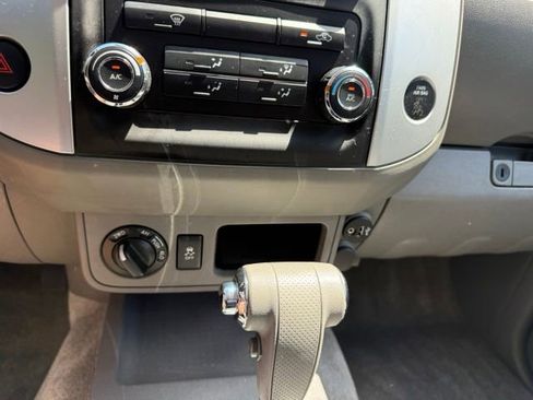 Used 2018 Nissan Frontier SV AWD/4WD image 37