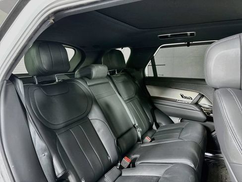 Used 2025 Land Rover Range Rover Sport SE AWD/4WD image 25