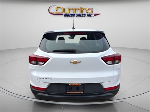 Used 2026 Chevrolet TrailBlazer LS image 3
