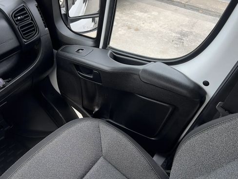 Used 2023 RAM ProMaster 2500 image 26