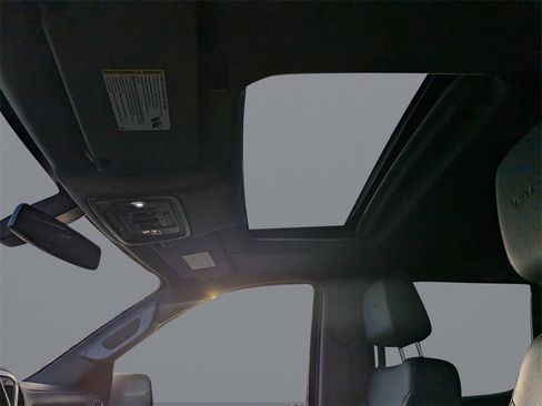 Used 2022 GMC Sierra 1500 Denali image 21