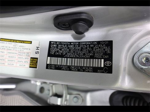 Used 2022 Toyota Corolla LE image 31