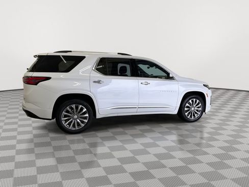 Used 2022 Chevrolet Traverse Premier w/ LPO, Floor Liner Package image 11