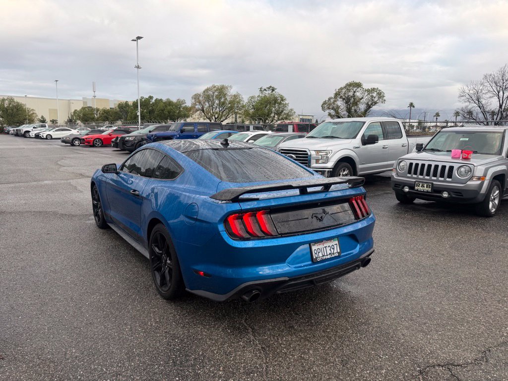 Used 2020 Ford Mustang Coupe w/ Black Accent Package RWD image 3