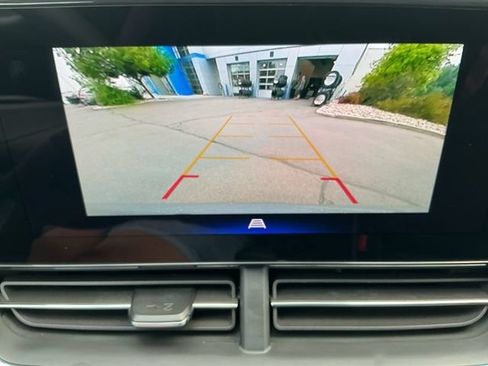 Used 2025 Chevrolet Trax LT FWD image 24