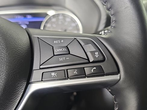 Certified 2021 Nissan Sentra SV FWD image 17