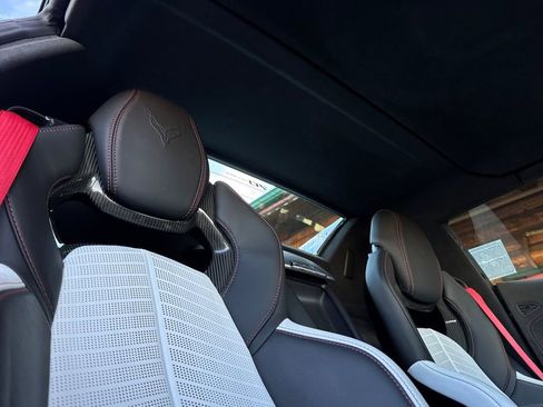 Certified 2023 Chevrolet Corvette Stingray Premium Conv w/ Z51 Performance Package image 17