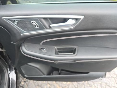 Used 2024 Ford Edge Titanium w/ Equipment Group 301A AWD/4WD image 30