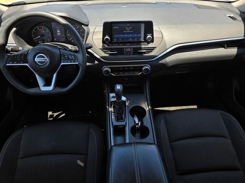 Used 2022 Nissan Altima 2.5 S FWD image 10
