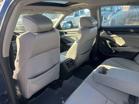 Used 2020 Honda Accord EX image 22