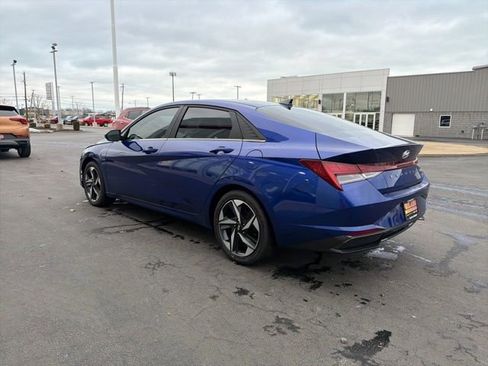 Used 2023 Hyundai Elantra Limited image 5