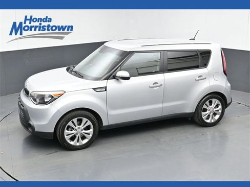 Used 2014 Kia Soul + image 1
