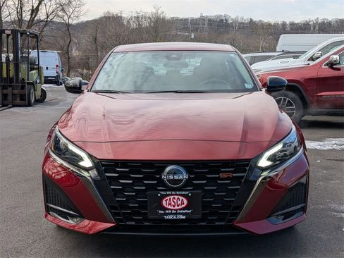Used 2023 Nissan Altima 2.5 SR image 9