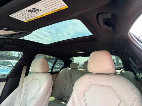 Used 2019 BMW 530i w/ Premium Package RWD image 23