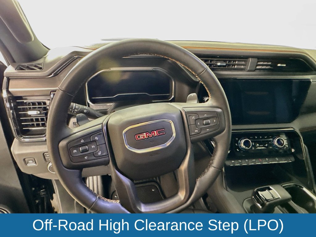 Used 2025 GMC Sierra 1500 AT4 w/ AT4 Premium Package AWD/4WD image 13