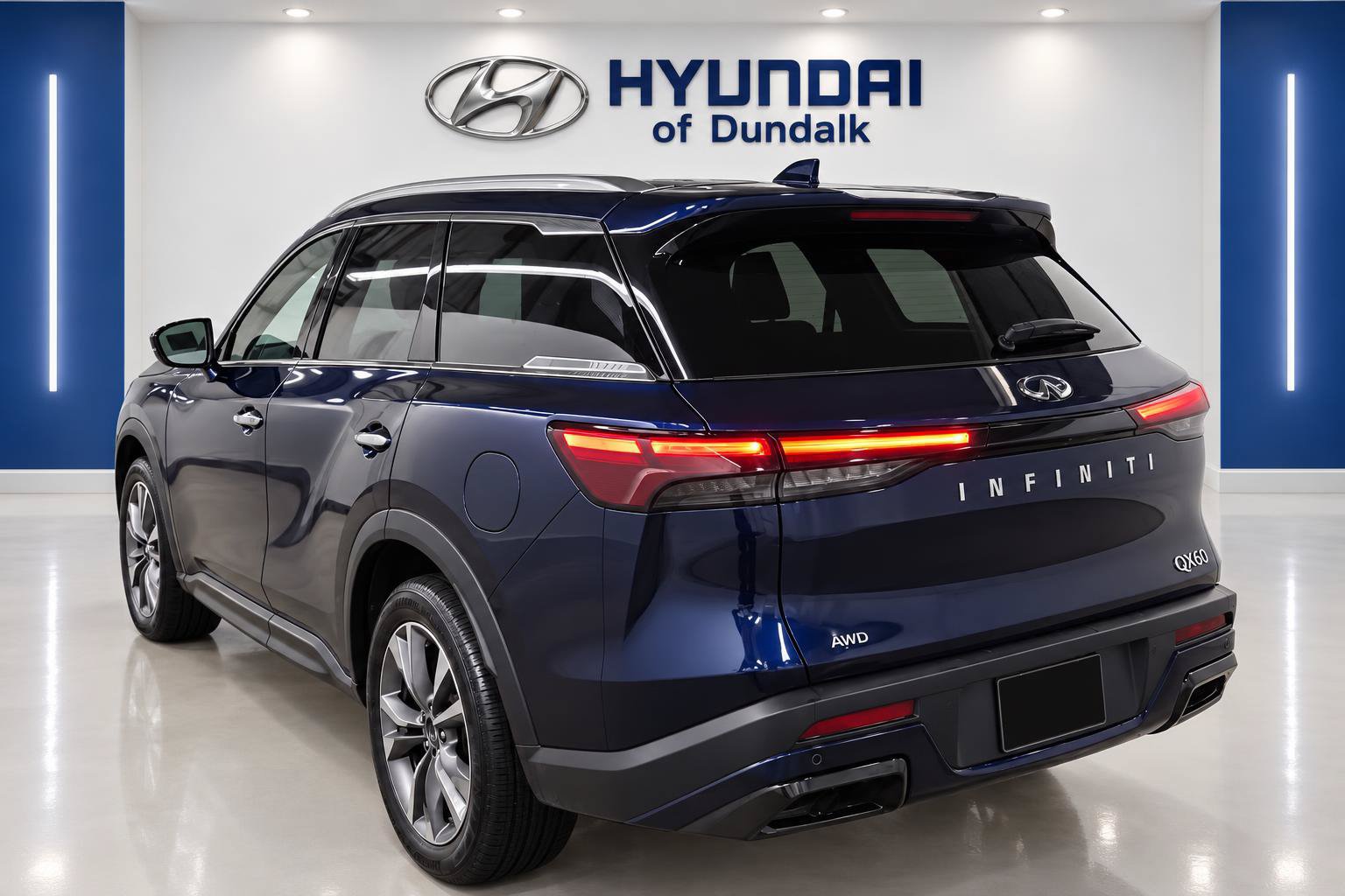 Used 2024 INFINITI QX60 Luxe AWD/4WD image 2