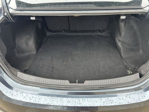 Used 2019 Chevrolet Malibu LT FWD image 17